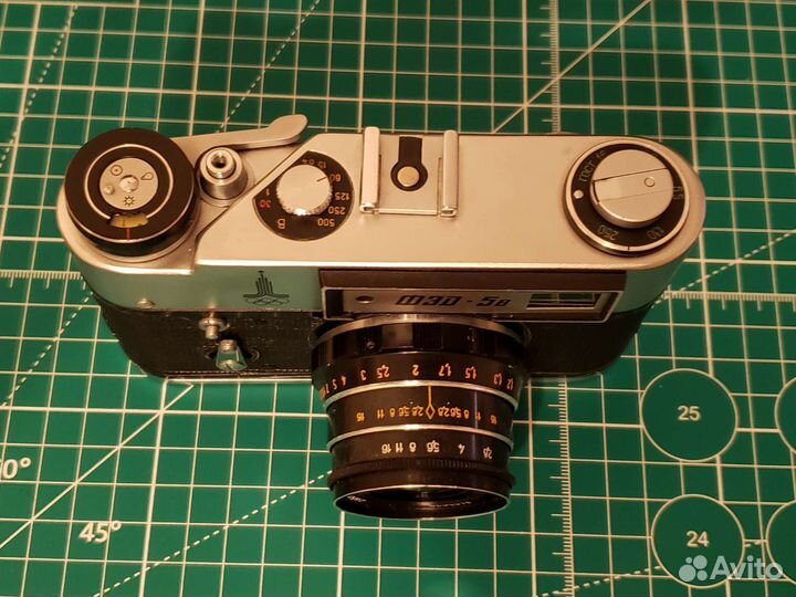 Плёночный фотоаппарат фэд-5в