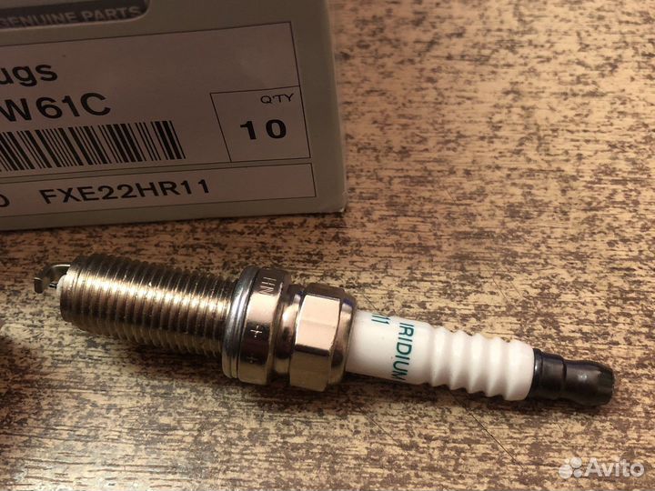 Свечи зажигания Nissan 22401-EW61C