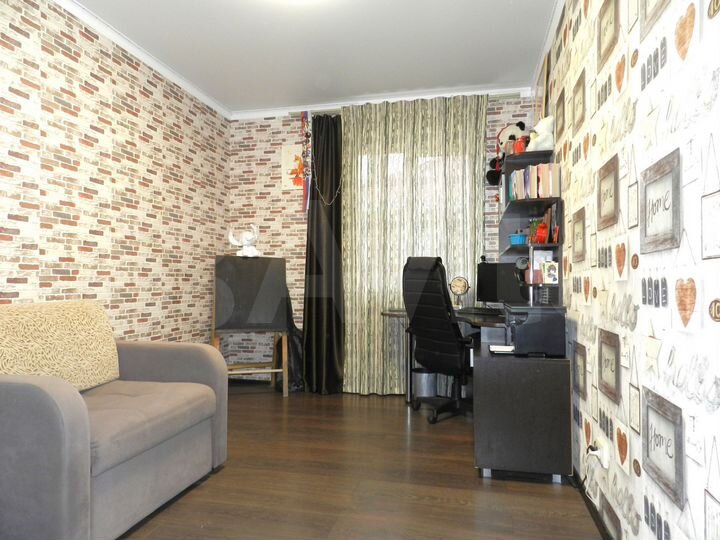 Дом 99,6 м² на участке 4 сот.