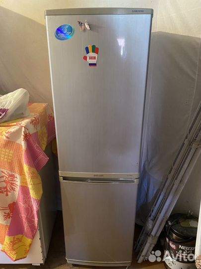 Холодильник маленький 90 см