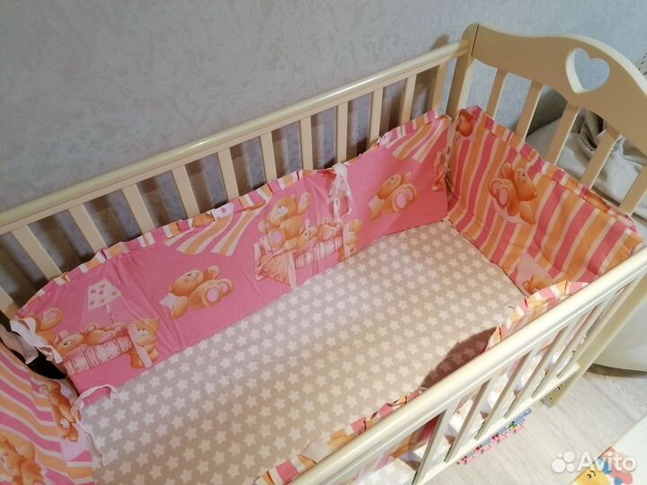 Бортики в кроватку новые