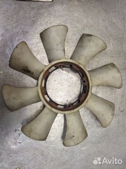 Крыльчатка вентилятора Skoda Octavia А5 caxa 1