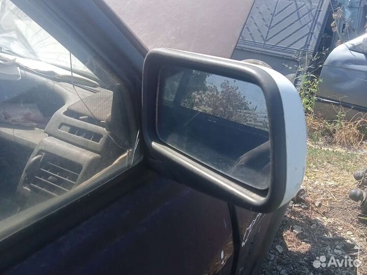 Зеркало правое Volkswagen Golf 2