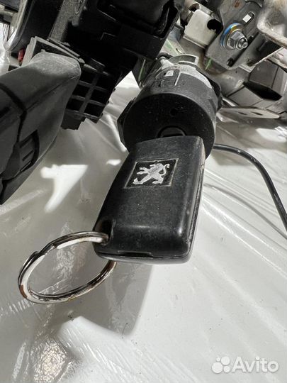 Замок зажигания Peugeot 308 пежо 308