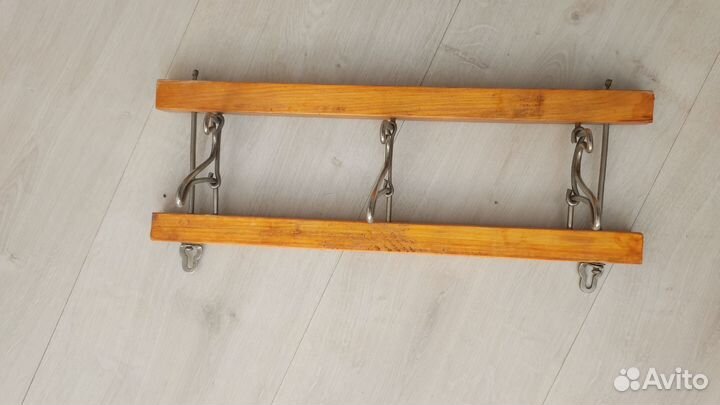 Вешалка для одежды настенная СССР