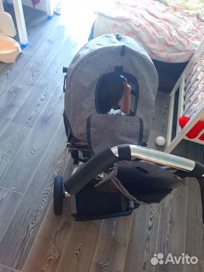 Детский велосипед с ручкой