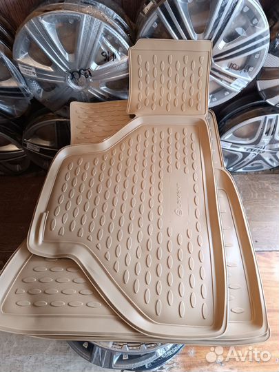 Коврики бежевые для BMW X5/с 2007г.в