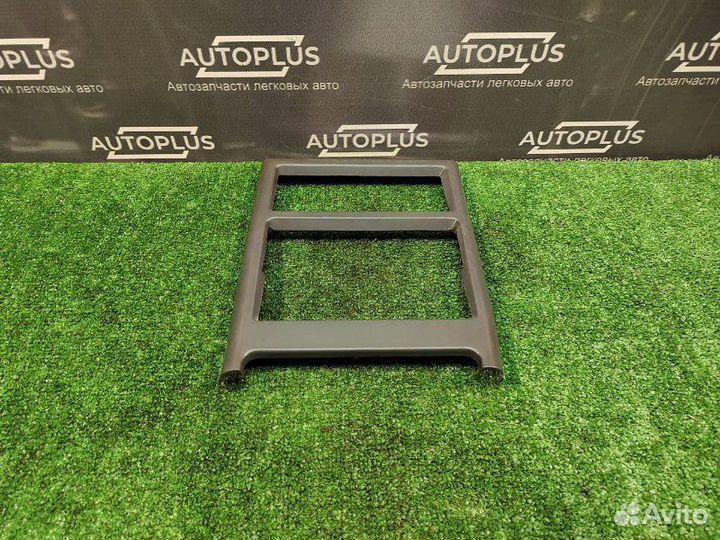 Рамка магнитолы Daewoo Nexia N100 F16D3 2008