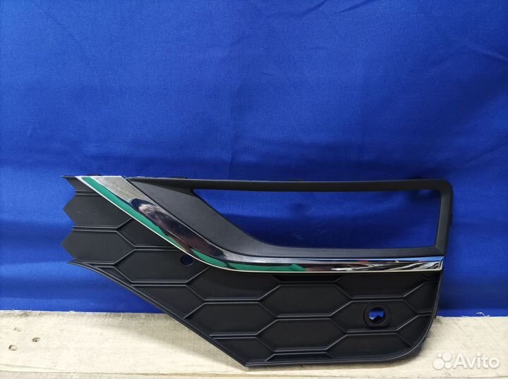 Окантовка птф левая Volkswagen Amarok 2 на 2010