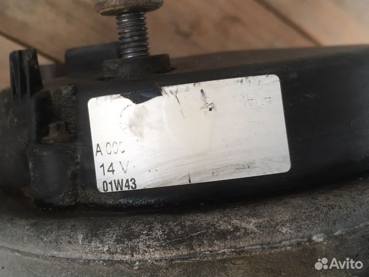 Генератор на mercedes w210 Om611