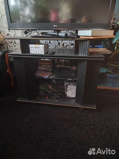 Тумба под телевизор