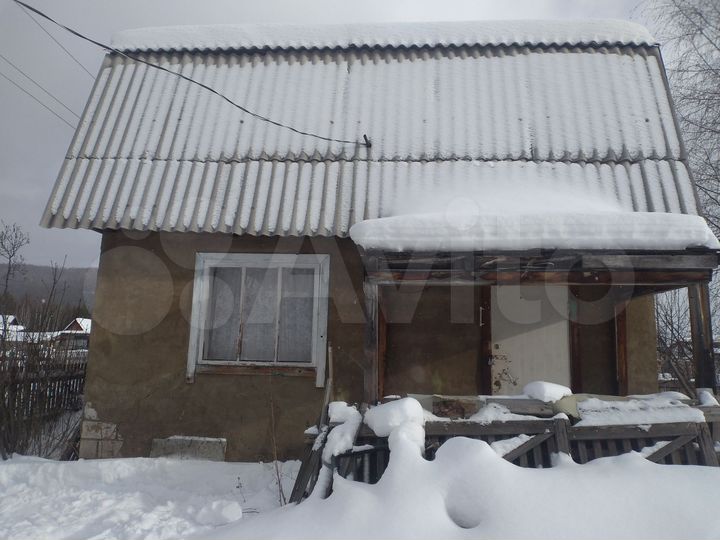 Дача 16 м² на участке 6 сот.