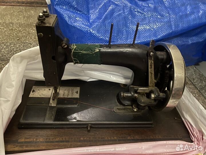 Швейная машина попова