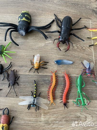 Фигурки насекомых