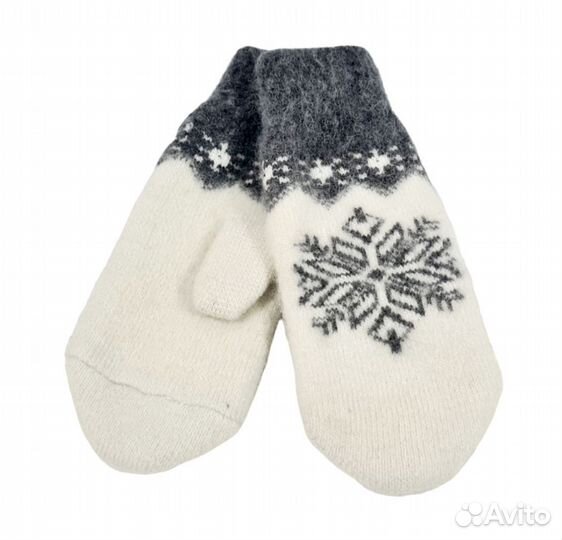 Варежки вязаные женские