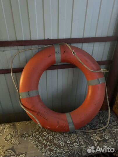 Спасательный круг бу