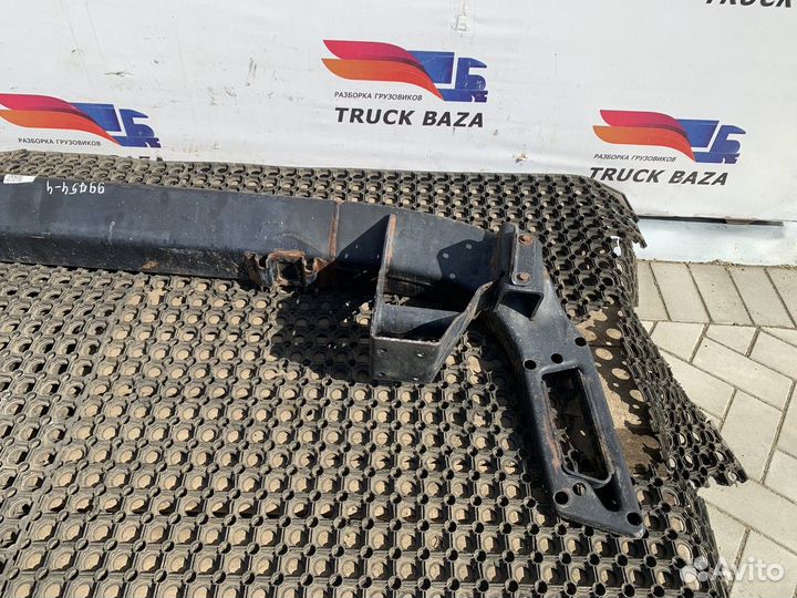 Усилитель переднего бампера