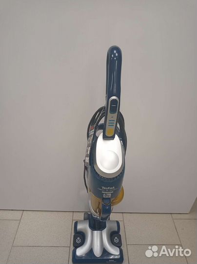 Пылесос моющий Tefal Clean&Steam VP7591RH