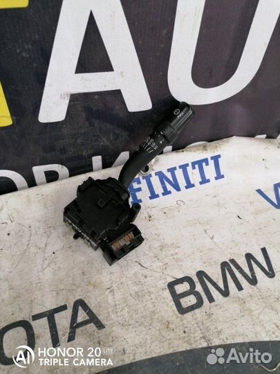 Подрулевой переключатель дворников Toyota Avensis