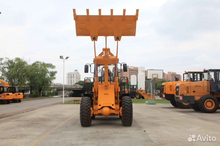 Фронтальный погрузчик Lonking CDM835, 2023