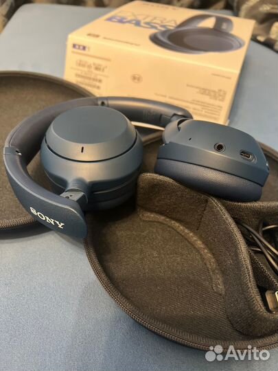 Наушники Sony WH-XB910N