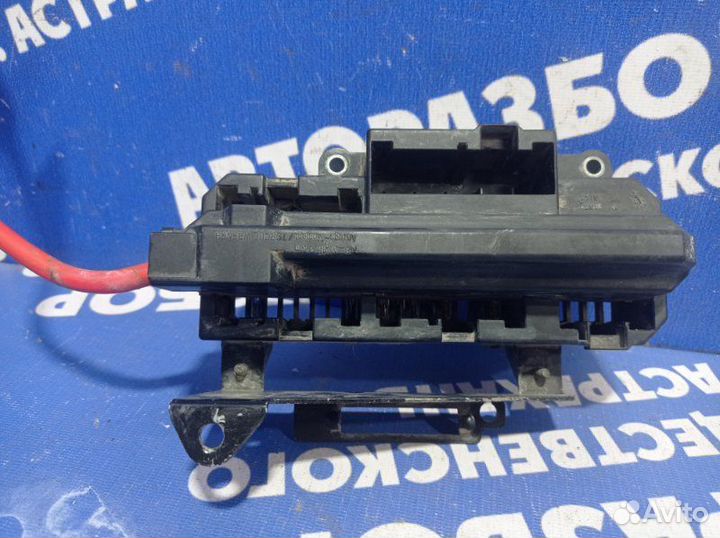 Блок предохранителей Bmw E65 седан 2004