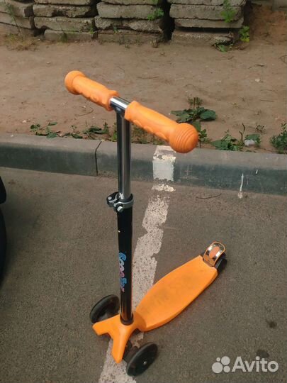 Самокат детский трехколесный