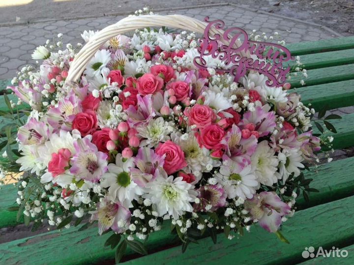 Цветы в коробках,корзины и композиции