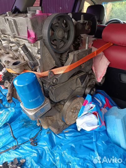 Двигатель 2.2 d4eb