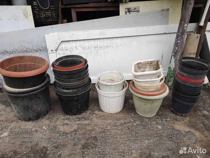 Горшки пластиковые для цветов