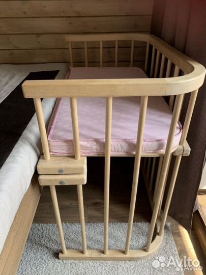 Приставная кроватка