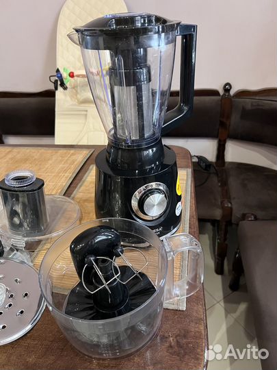 Кухонный комбайн Aresa Ar-1701