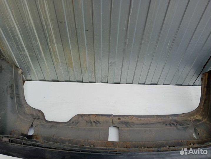 Бампер задний Volkswagen Passat B3 седан RP 1.6