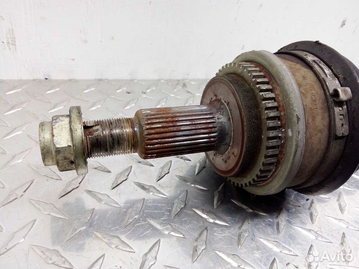 Полуось задняя левая Land Rover Discovery 4 LA