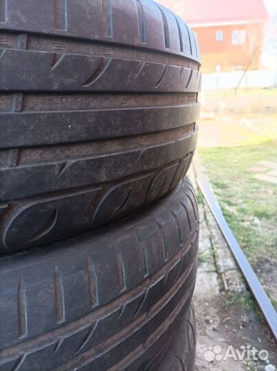 Tigar UHP Ultra High Performance 215/60 R17