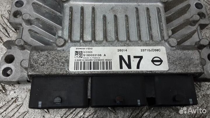 Блок управления двигателем Nissan Qashqai+2