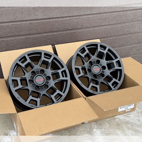 Литые диски TRD TF4 8×R17 6×139.7