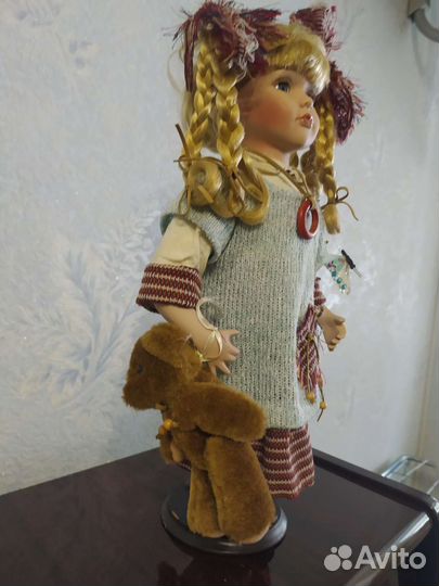 Куклы фарфоровые