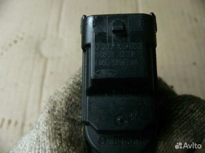 Датчик положения распредвала ford Focus III 2011