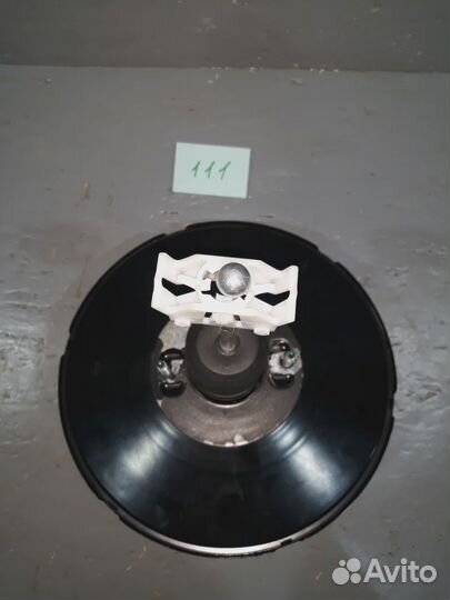 Вакуумный усилитель тормозов VAG