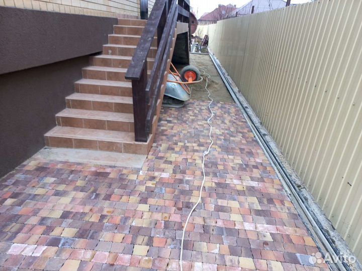 Укладка тротуарной плитки