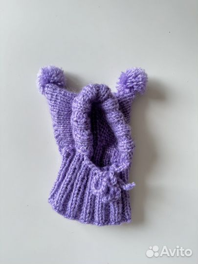 Комбинезон и шапочка для маленькой собаки вязаный