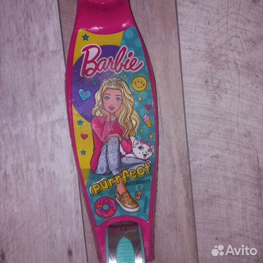 Самокат трехколесный со светящимися колесами