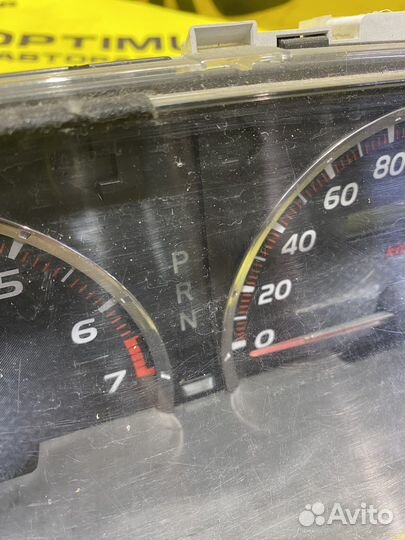 Щиток приборов Toyota Voxy