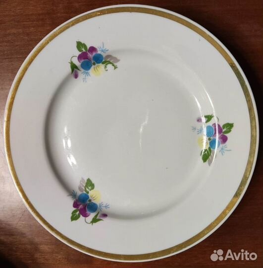 Тарелки мелкие с анютками 20 см, 14шт, СССР