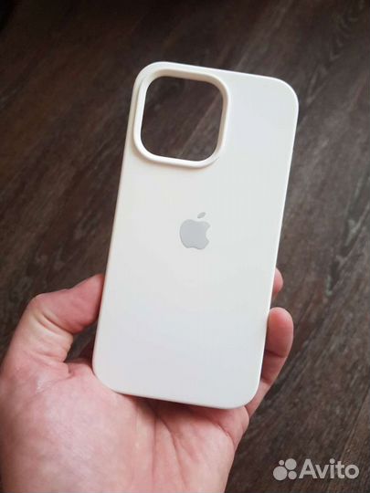 Чехол на iPhone 13 pro