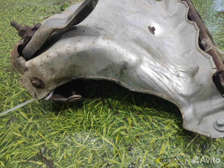 Выпускной коллектор Renault Scenic 2 хэтчбэк 1.6