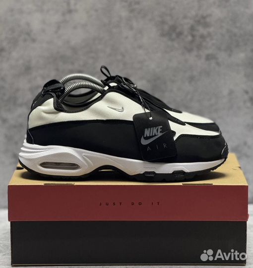 Nike Air Max Sunder Comme des Garcons White Black