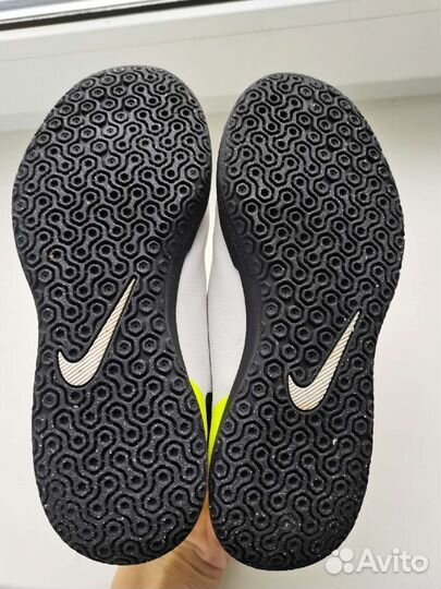 Футзалки Nike