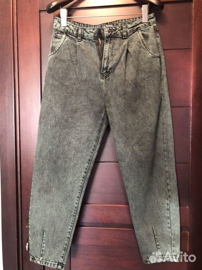 Джинсы